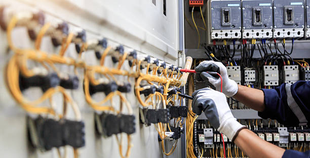 Professional Electrician technician working in South Zanesville, OH